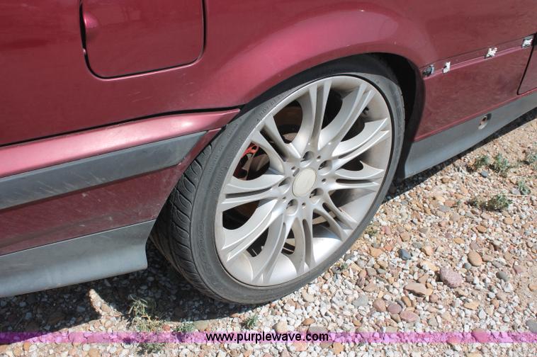 image for item L9947 1995 BMW 318iS