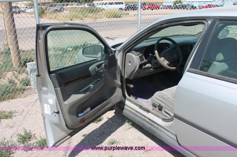 image for item L9948 2000 Chevrolet Impala