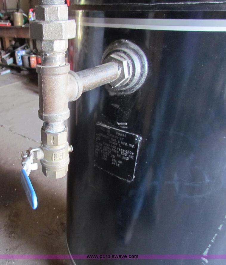 image for item N9087 Classic 80 gallon air compressor