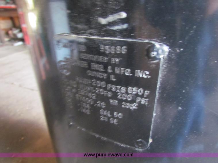 image for item N9087 Classic 80 gallon air compressor