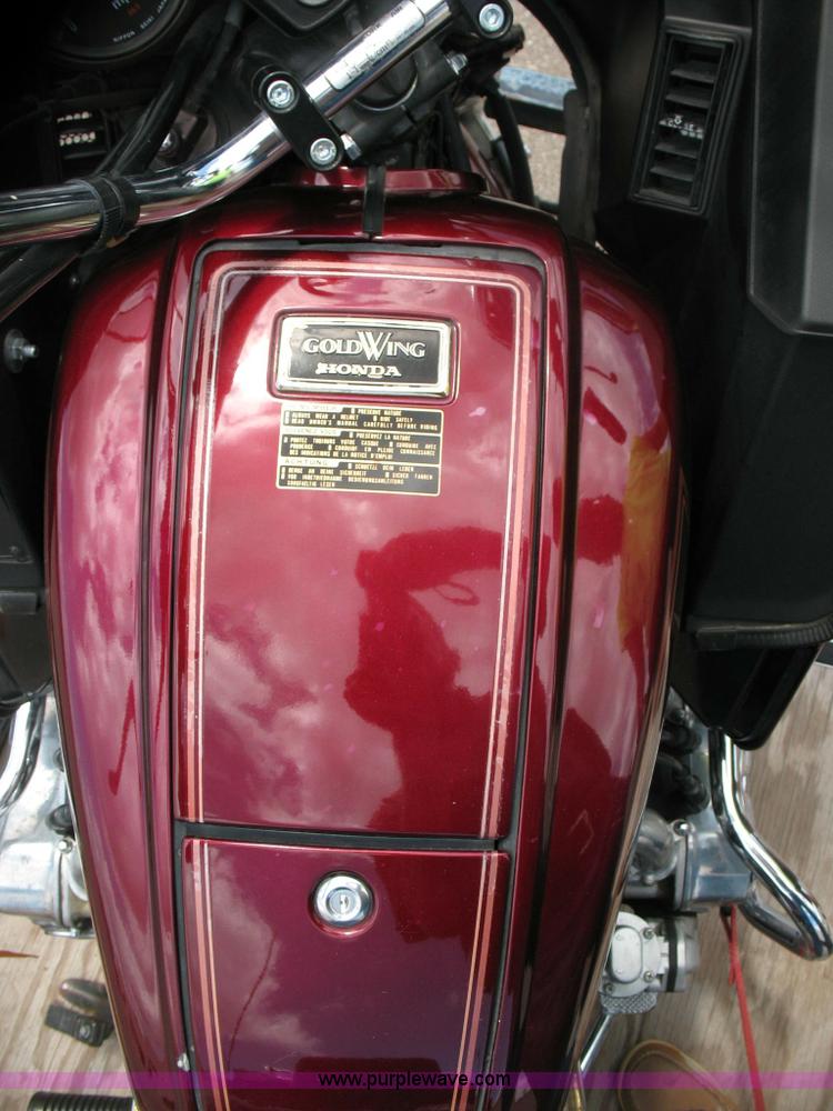 image for item S9749 1983 Honda Goldwing GL1100 Interstate motorcycle