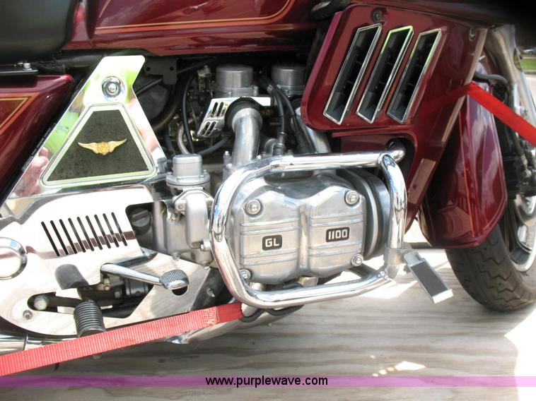 image for item S9749 1983 Honda Goldwing GL1100 Interstate motorcycle