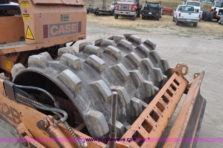 image for item A5952 Case W602BPD vibratory padfoot roller