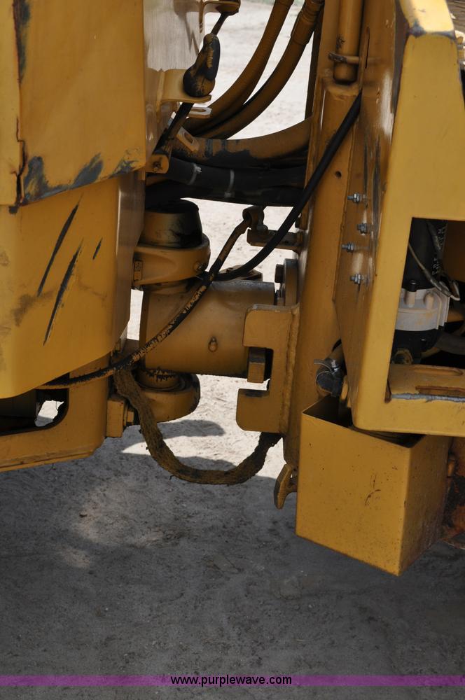 image for item A5953 1995 Caterpillar CB224C vibratory roller