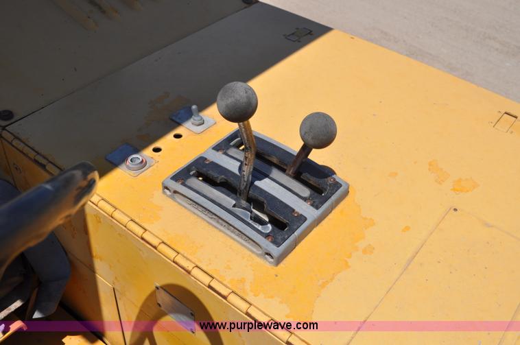 image for item A5954 Wacker R1000 vibratory padfoot roller