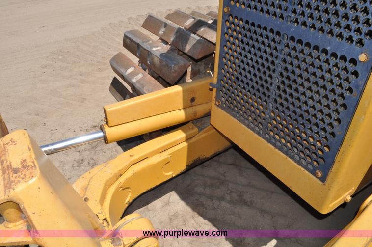 image for item A5955 1996 Komatsu D41P-5 dozer