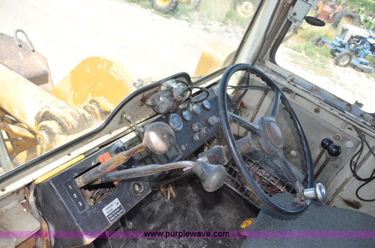 image for item A5956 1981 Dresser 530 wheel loader