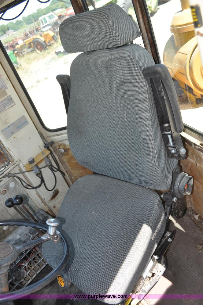 image for item A5956 1981 Dresser 530 wheel loader