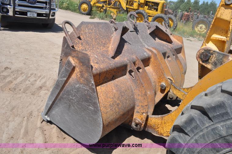 image for item A5956 1981 Dresser 530 wheel loader