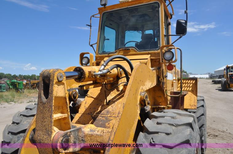 image for item A5956 1981 Dresser 530 wheel loader