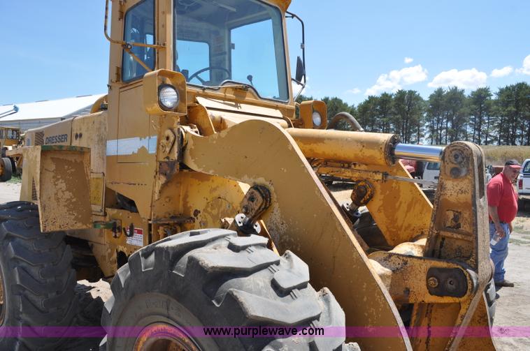 image for item A5956 1981 Dresser 530 wheel loader
