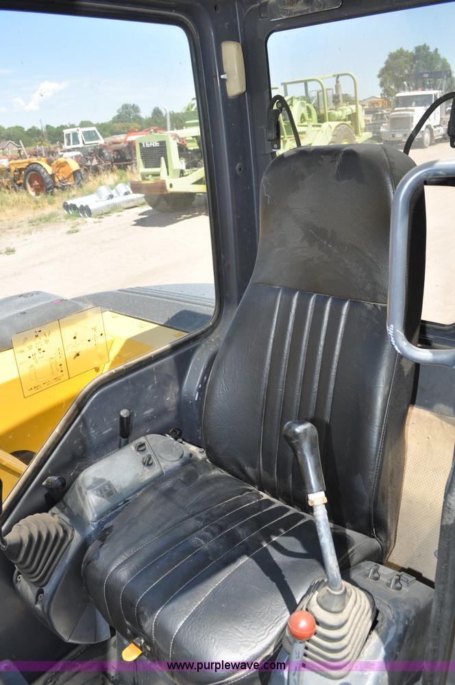 image for item A5958 2003 Komatsu PC75UU-2 mini excavator