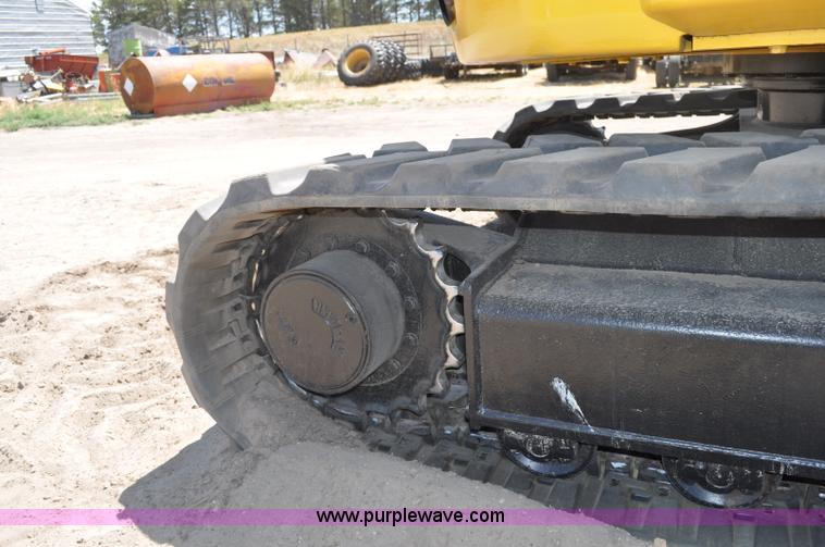 image for item A5958 2003 Komatsu PC75UU-2 mini excavator