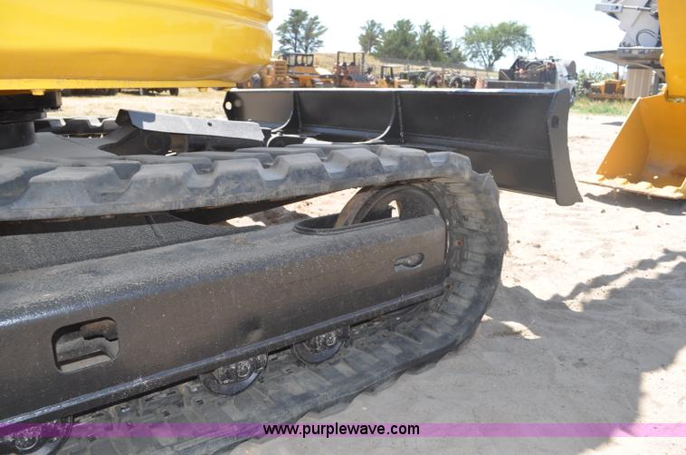 image for item A5958 2003 Komatsu PC75UU-2 mini excavator