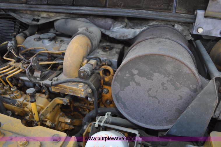 image for item A5958 2003 Komatsu PC75UU-2 mini excavator