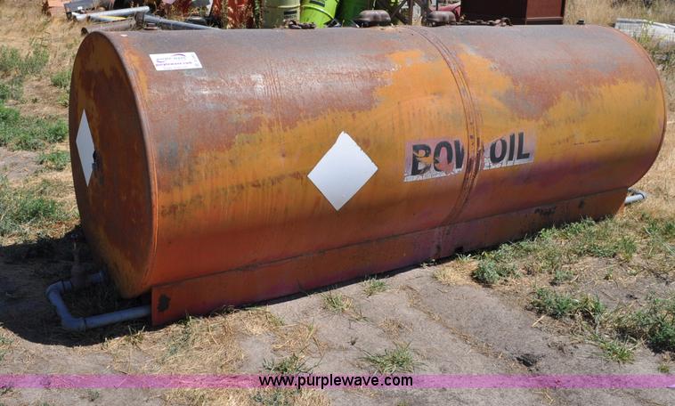 image for item A5961 1,000 gallon fuel tank