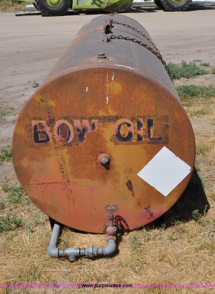 image for item A5961 1,000 gallon fuel tank
