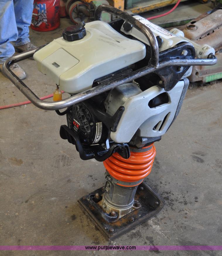 image for item A5962 Mikasa MTX-70 compactor