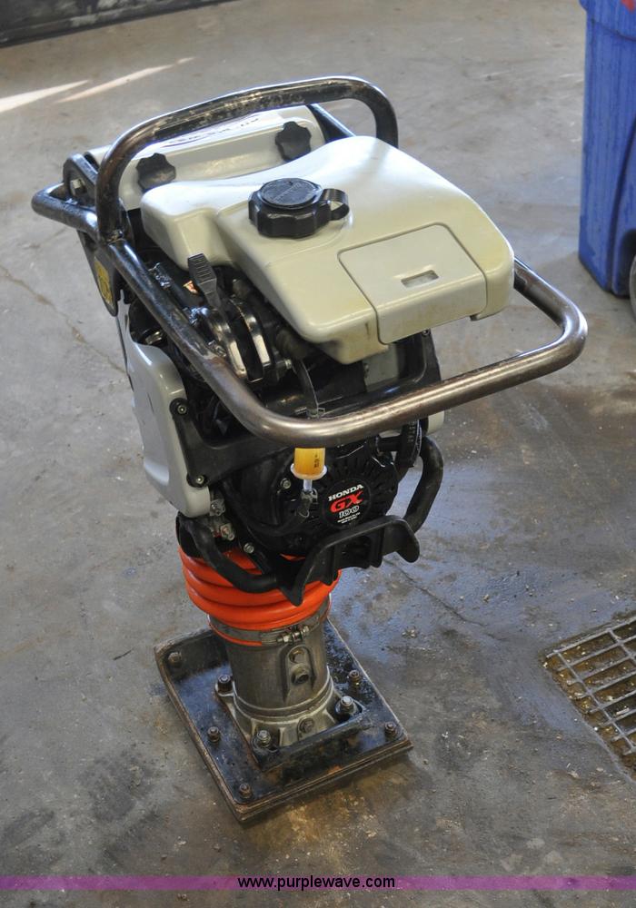 image for item A5963 Mikasa MTX-70 compactor