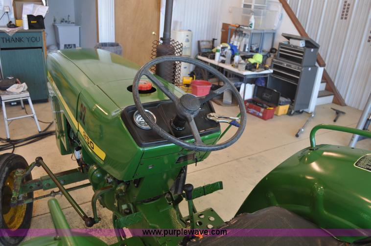 image for item A5964 1979 John Deere 850 tractor