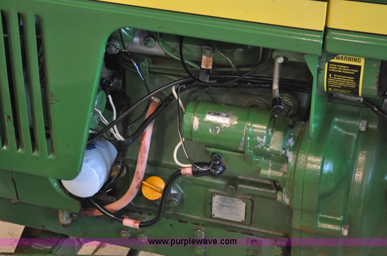 image for item A5964 1979 John Deere 850 tractor