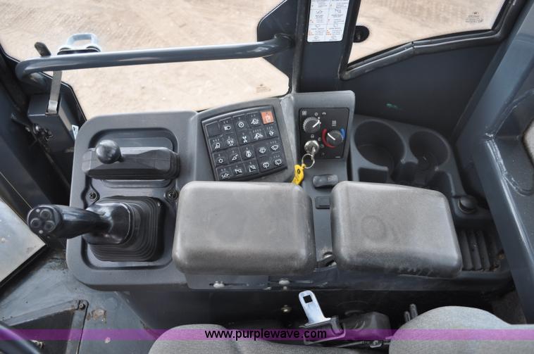 image for item A5967 2007 John Deere 624J High Lift wheel loader