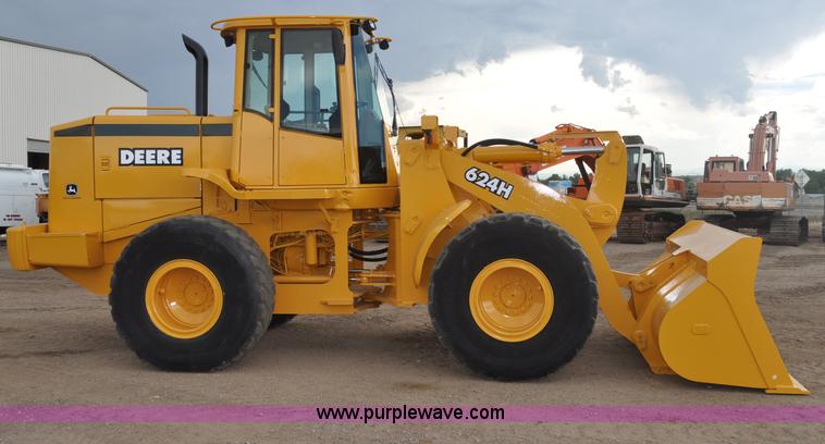 image for item A5968 1999 John Deere 624H wheel loader