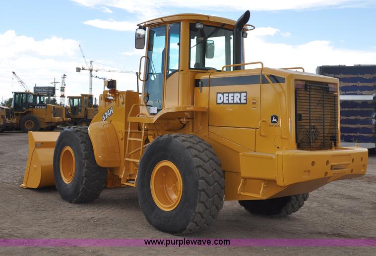 image for item A5968 1999 John Deere 624H wheel loader
