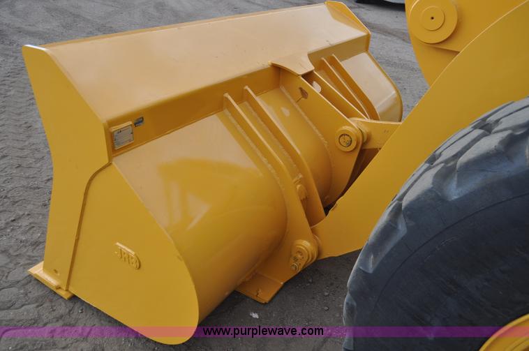 image for item A5968 1999 John Deere 624H wheel loader