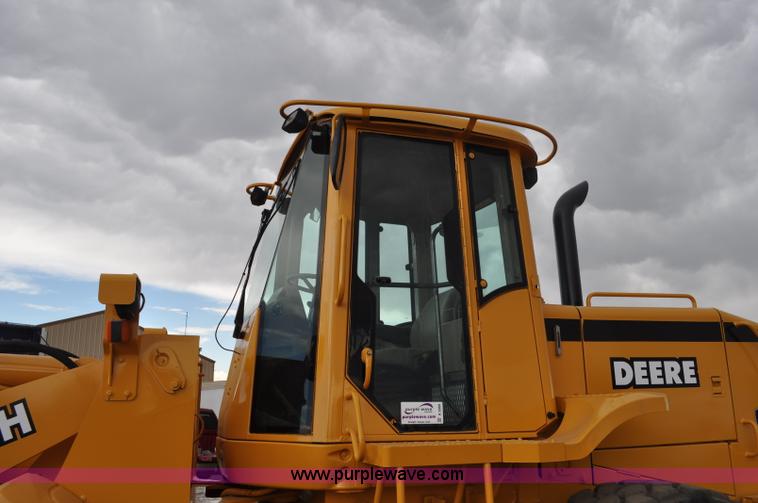 image for item A5968 1999 John Deere 624H wheel loader