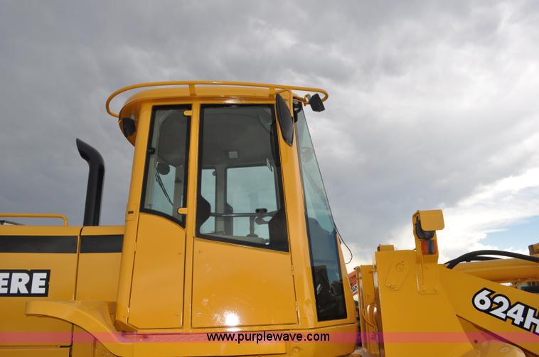image for item A5968 1999 John Deere 624H wheel loader
