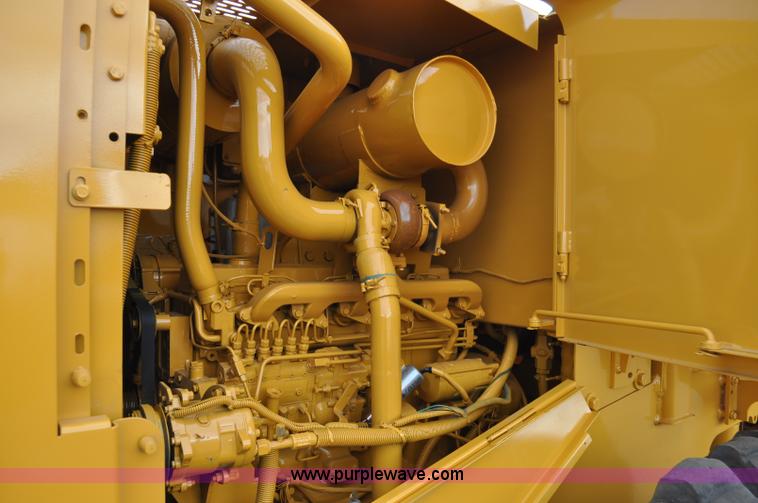 image for item A5968 1999 John Deere 624H wheel loader