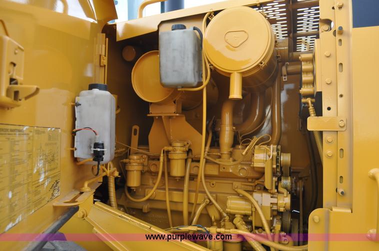 image for item A5968 1999 John Deere 624H wheel loader