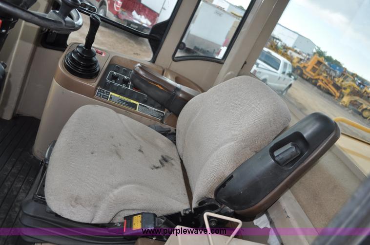 image for item A5968 1999 John Deere 624H wheel loader