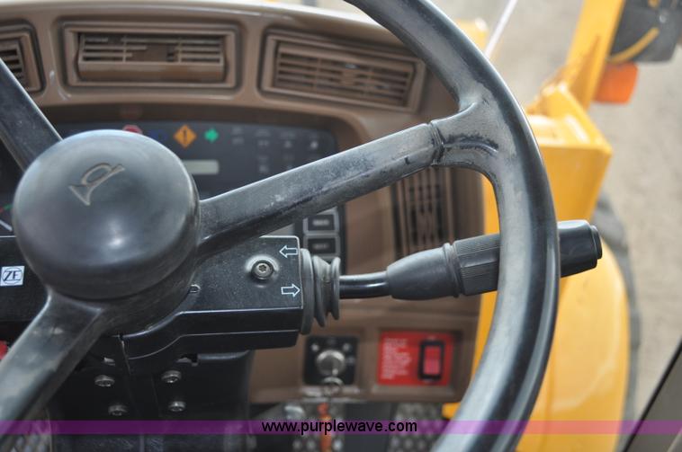 image for item A5968 1999 John Deere 624H wheel loader