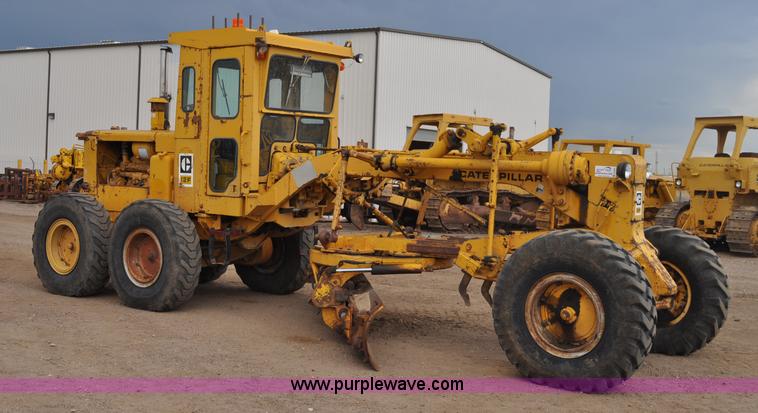image for item A5969 1973 Caterpillar 12F motor grader