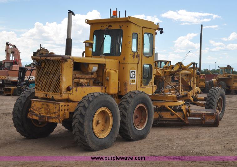 image for item A5969 1973 Caterpillar 12F motor grader