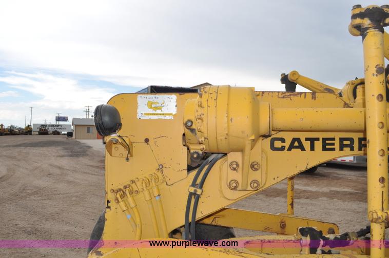 image for item A5969 1973 Caterpillar 12F motor grader