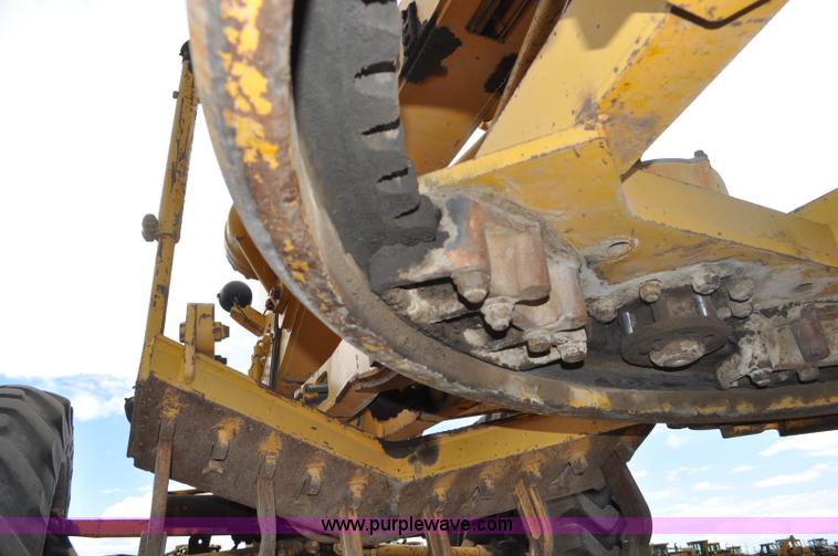 image for item A5969 1973 Caterpillar 12F motor grader