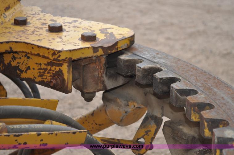 image for item A5969 1973 Caterpillar 12F motor grader