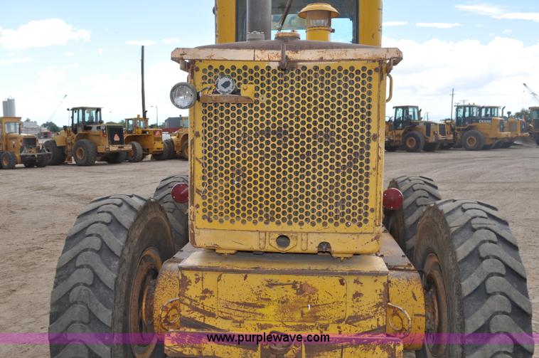 image for item A5969 1973 Caterpillar 12F motor grader