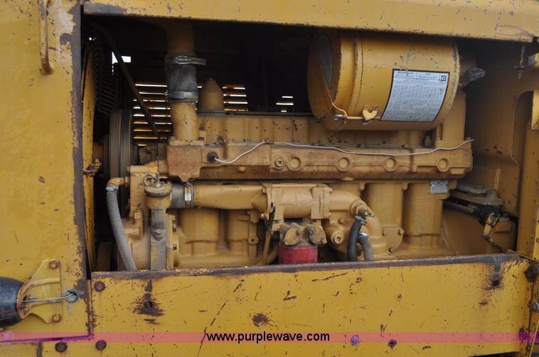 image for item A5969 1973 Caterpillar 12F motor grader