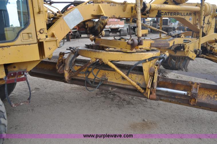 image for item A5969 1973 Caterpillar 12F motor grader