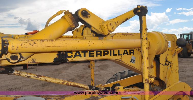 image for item A5969 1973 Caterpillar 12F motor grader