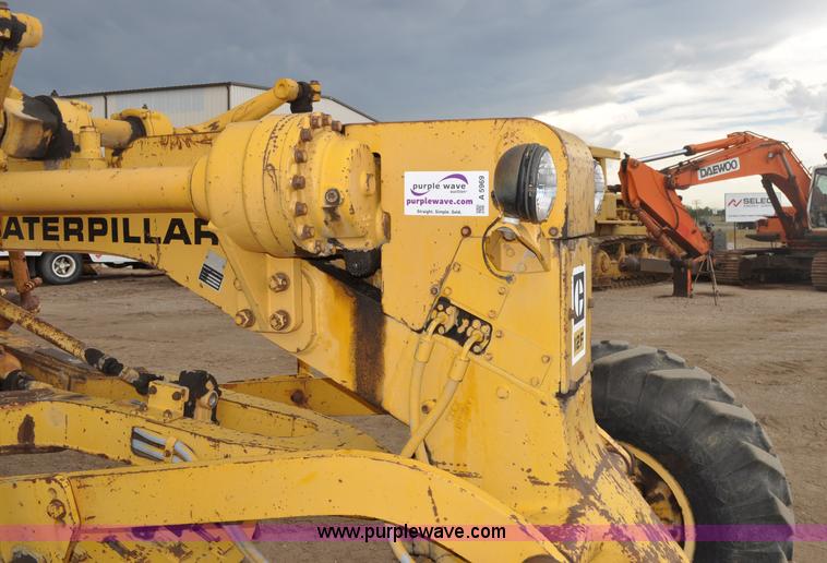 image for item A5969 1973 Caterpillar 12F motor grader