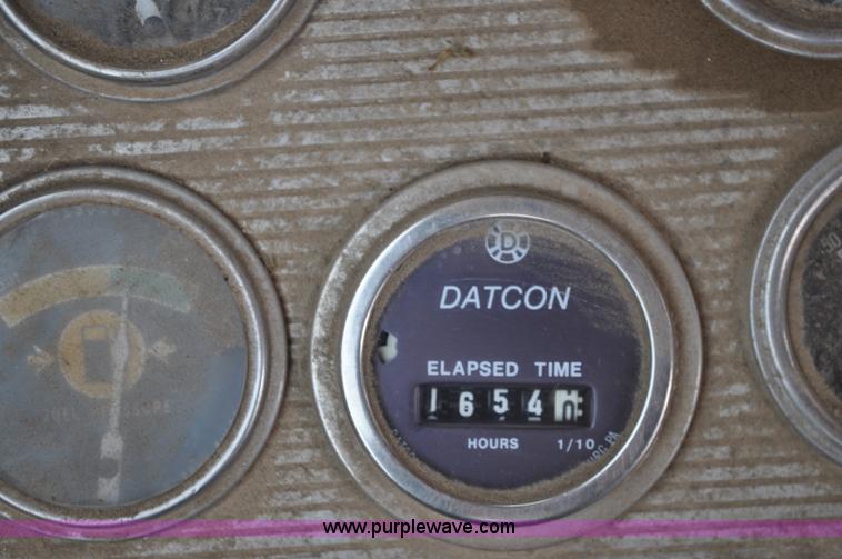 image for item A5969 1973 Caterpillar 12F motor grader