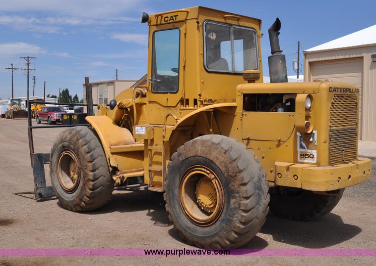 image for item A5974 1973 Caterpillar 950 wheel loader