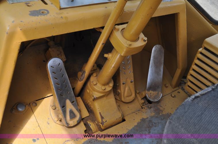 image for item A5974 1973 Caterpillar 950 wheel loader