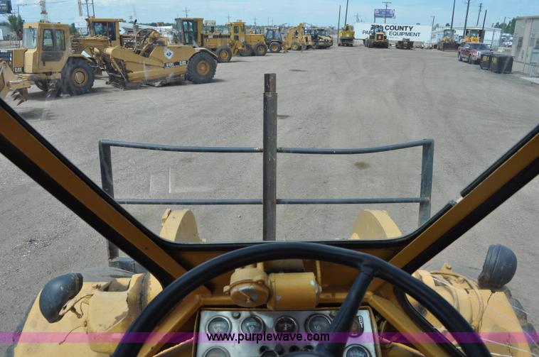 image for item A5974 1973 Caterpillar 950 wheel loader
