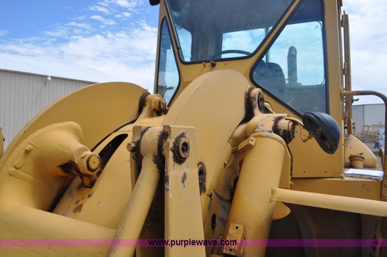 image for item A5974 1973 Caterpillar 950 wheel loader